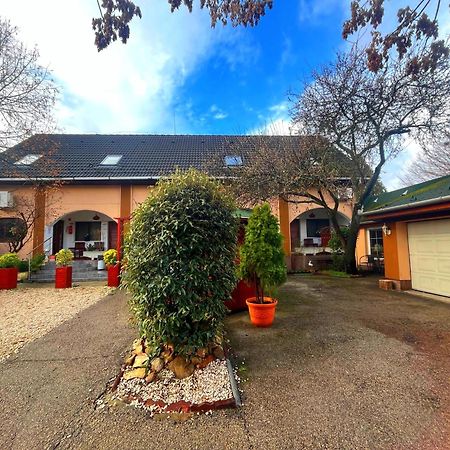 Hotel Oswaldo Budapeşte Dış mekan fotoğraf