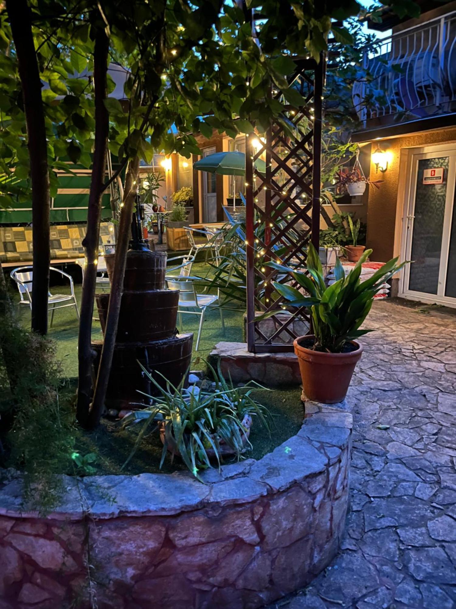 Hotel Oswaldo Budapeşte Dış mekan fotoğraf