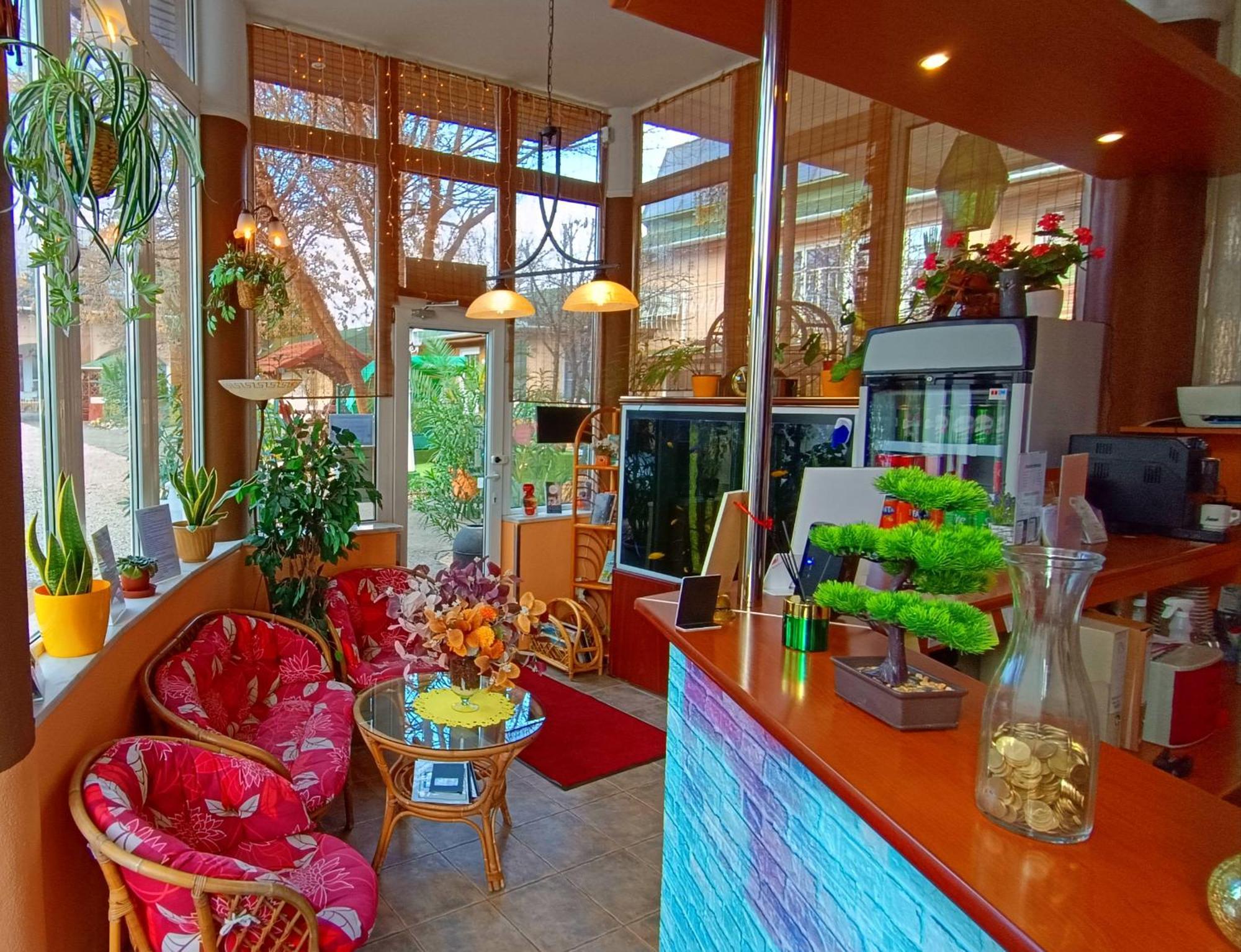 Hotel Oswaldo Budapeşte Dış mekan fotoğraf